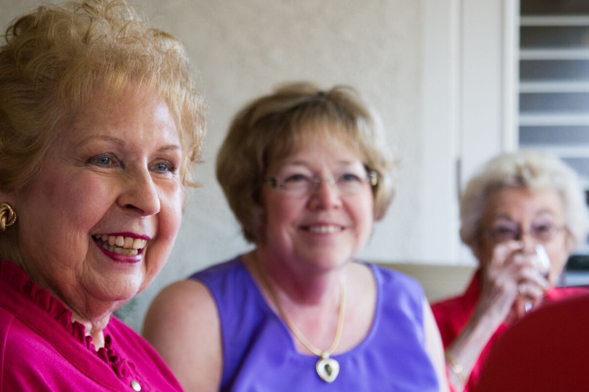 older women enjoying time at a senior apartment